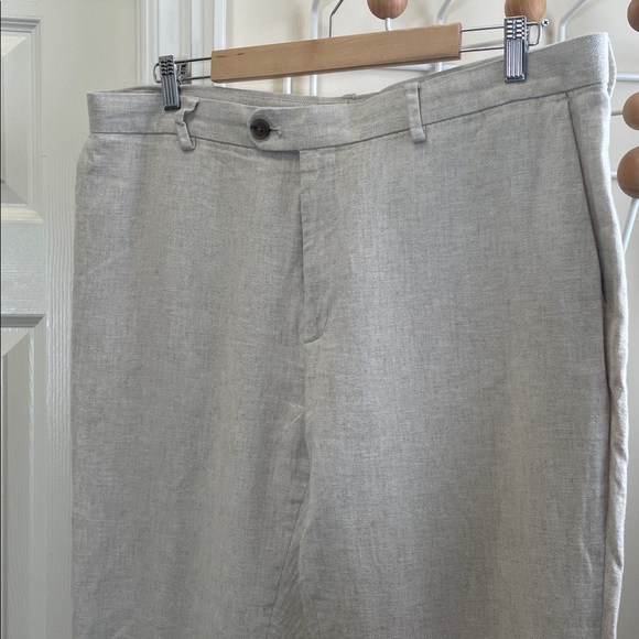 Banana Republic - Linen Blend Tailored Fit Preppy Ankle Pants - Cream - 36x32 - Picture 3 of 13